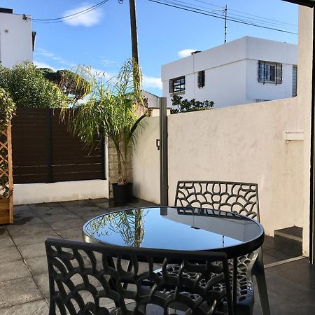 Plage A 400 M Studio Tout Confort Terrasse Clim Parking Hyères Zewnętrze zdjęcie