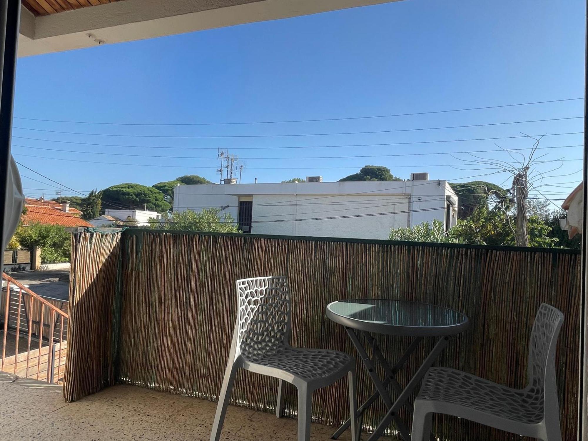 Plage A 400 M Studio Tout Confort Terrasse Clim Parking Hyères Zewnętrze zdjęcie