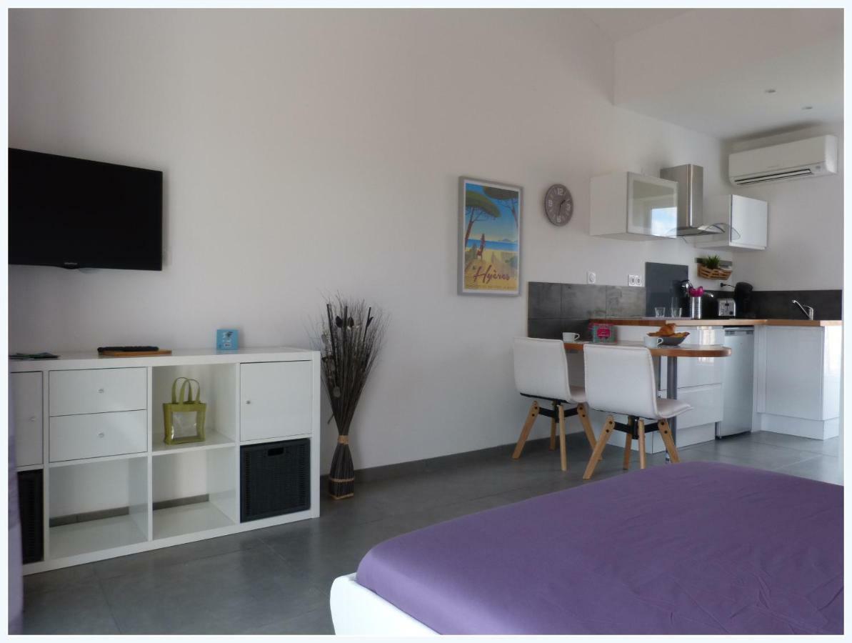 Plage A 400 M Studio Tout Confort Terrasse Clim Parking Hyères Zewnętrze zdjęcie